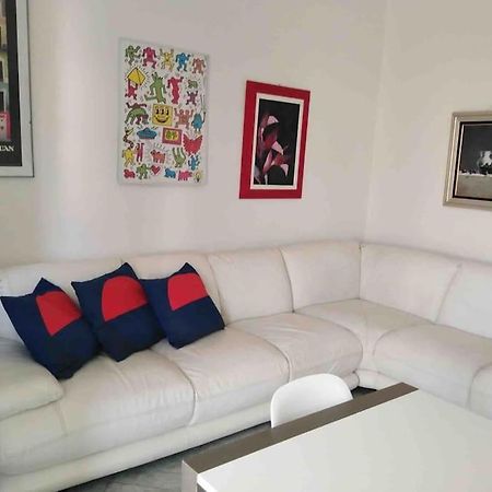 Lovely Flat, Super Connected To The Centre,Wifi,4P Milano Dış mekan fotoğraf